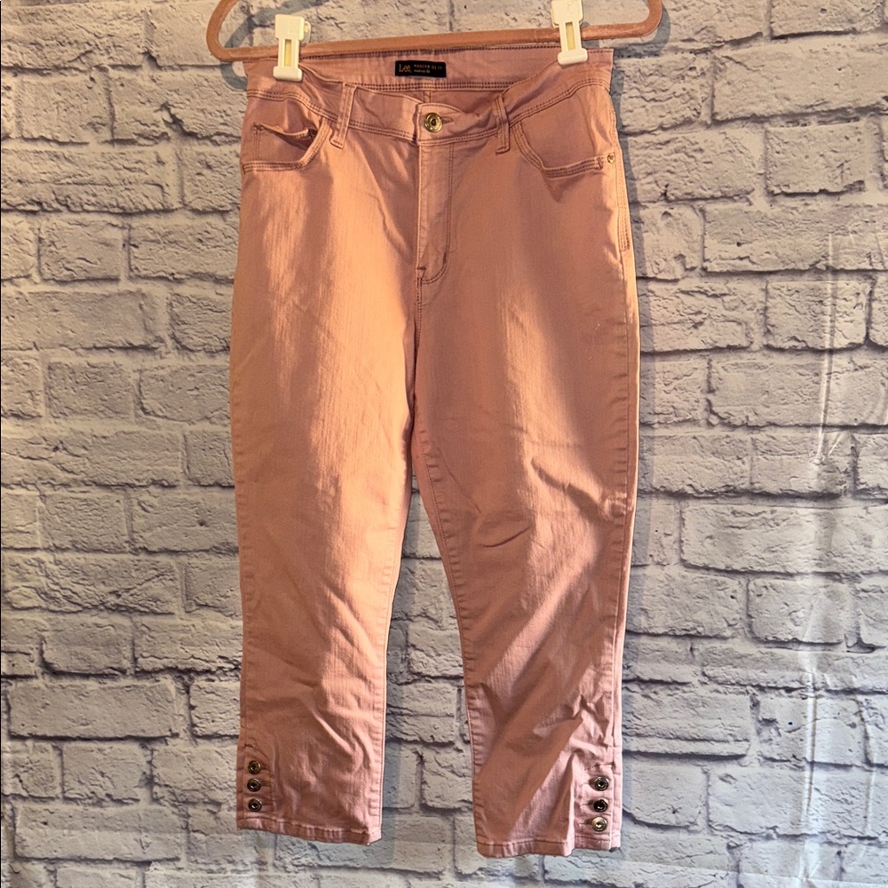 Lee Women's Soft Pink Capri Jeans size 12 - Picture 2 of 12